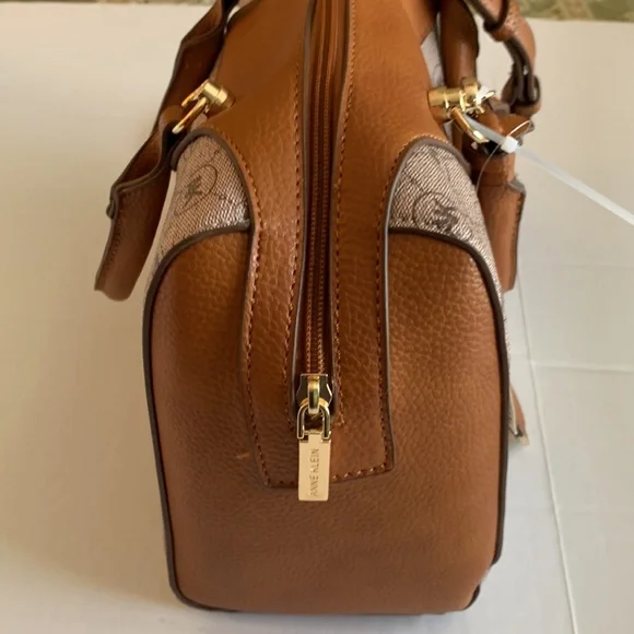 ANNE KLEIN. NWT. New Anne Klein logo design w/a varsity stripe down its … - Picture 7 of 12